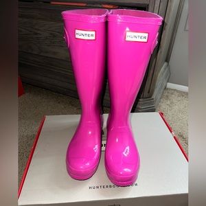 GradeSchool/Kids Hunter Rain Boots. Hot Pink. Size 5.